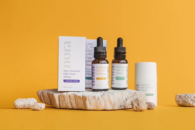 The Fine Printing Canada providing Custom Packaging solutions for retail packaging, e-commerce packaging, eco-friendly packaging. Custom boxes and custom printing and wholesale prices.